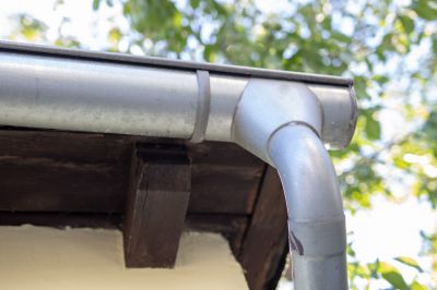 Heavy-Duty Gutter Supports